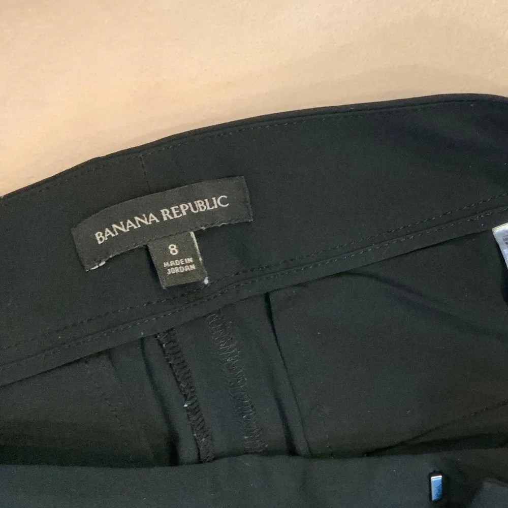 Banana Republic Black 8 Ankle Pants Lightweight Essential Normcore Minimalist